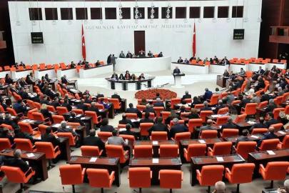 TBMM'de sosyal medya ve doğum izni düzenlemesi