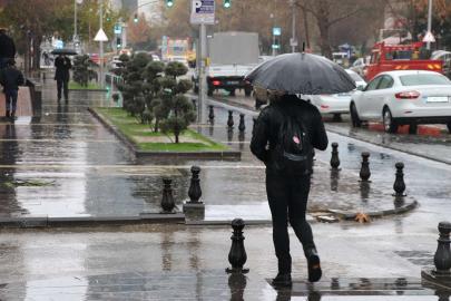 Ülke genelinde yağış ve sis etkili olacak: Çığ tehlikesine dikkat