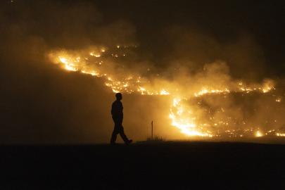 California'da alevler durdurulamıyor