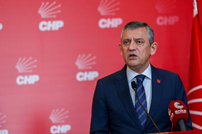 CHP Genel Merkezi'nde tahliye gerginliği. Özgür Özel: Buradan çıkmayacağız