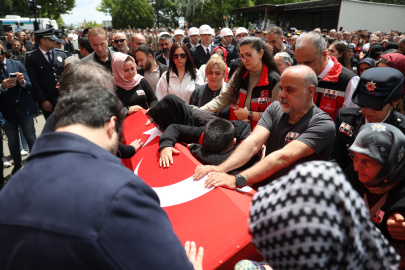 Çorlu gözyaşlarıyla şehit polislerini uğurluyor