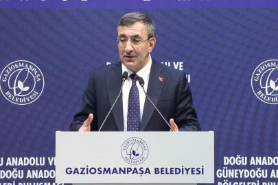 Cumhurbaşkanı Yardımcısı Yılmaz: Türkiye'yi çatışmalardan, ateşten uzak tutuyoruz
