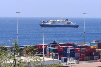 Hantavirüslü gemi kıyıya yanaşmaya hazırlanıyor