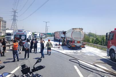İstanbul'da trafiği durduran kaza: TEM'de Mahmutbey yönü kapandı