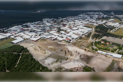 İzmir'de yeni mezarlık alanı hizmete açıldı
