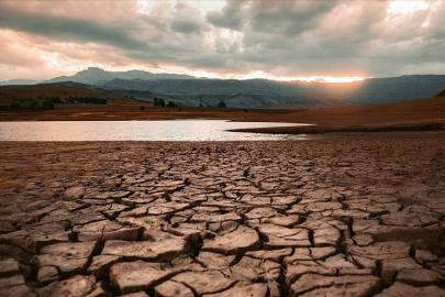 Süper El Nino uyarısı. Aşırı kuraklık ve şehirleri yutan seller yolda