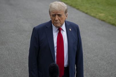 Trump'tan Avrupa'ya ek gümrük tarifesi. Yüzde 25'e yükseltecek