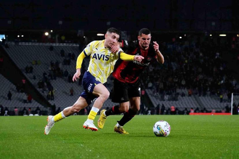 Fatih Karagümrük'ten Emre Mor açıklaması