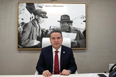 Muhittin Böcek: Ekrem İmamoğlu benden 15 milyon avro destek istedi