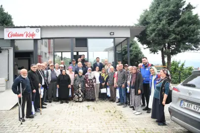 Trabzon'da huzurevi sakinlerine anlamlı ziyaret