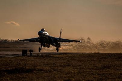 Ukrayna'ya ait bombardıman uçağı, ülkenin Hmelnitski bölgesinde düştü
