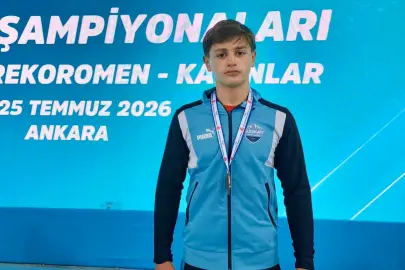 Ağrılı sporcu Miraç güreşte Türkiye üçüncüsü oldu