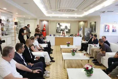 Antalyaspor'dan Başkan Vekili Özdemir'e ziyaret