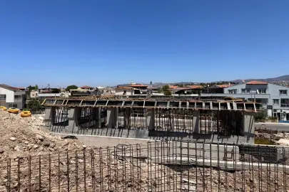 Dikili’de yeni itfaiye hizmet binası yükseliyor