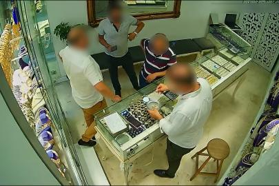 Kuyumculara sahte altın diş satan 4 şüpheli tutuklandı