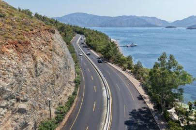 Marmaris'te 77 milyon liralık yol yatırımı tamamlandı