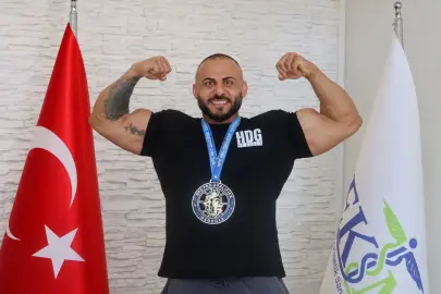 Milli sporcu Ahmet Koç dünya üçüncüsü oldu