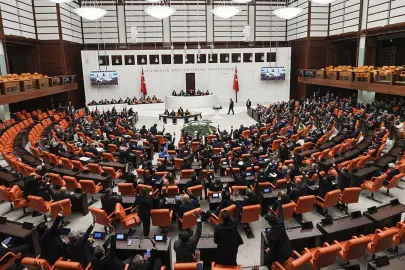 TBMM'de öğrenci affı teklifinde ilk 13 madde kabul edildi... Akademik sahteciliğe ağır yaptırım