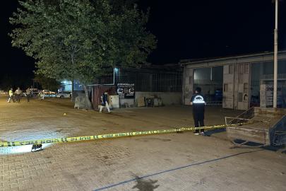 Uşak'ta iki esnaf arasındaki tartışma silahlı kavgaya dönüştü. 13 kişi yaralandı
