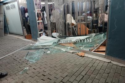 Dükkana dalan sürücü aracı bırakıp kaçtı