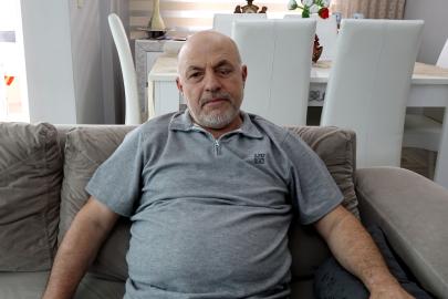Gözlükten kurtulmak istedi, akıllı lens taktırdı. Gözünü tamamen kaybetti