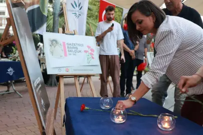 İzmir Karabağlar'da Gazeteci Barış Selçuk saygıyla anıldı