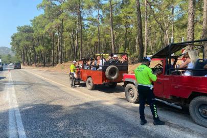 Marmaris’te cip safari araçlarına denetim alkollü sürücüye işlem