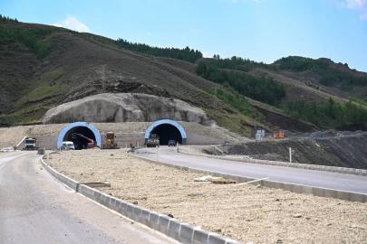 Türkiye'nin iki şehrini birleştirecek dev tünel için geri sayım