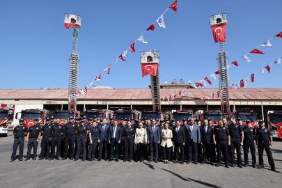 Antalya İtfaiyesi’nin yeni araçları sahada