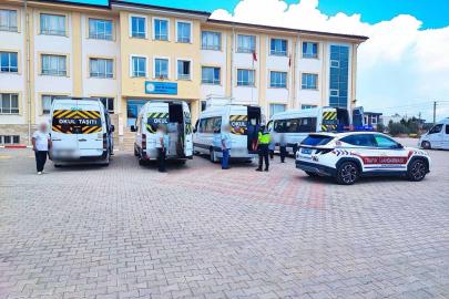 Antalya’da okul servislerine ilk gün denetimi