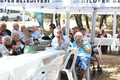 Bursa Nilüfer’de huzurevi sakinleri yaza piknikle veda etti