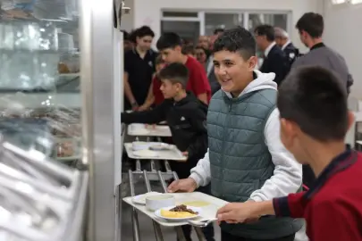 Kütahya’da Zafertepe Kent Lokantası hizmete açıldı