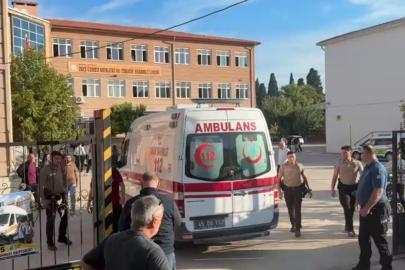 Manisa'da lise önünde silahlı saldırı: Olay yerinden ilk görüntüler