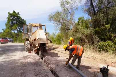 Muğla Çamlı’daki 30 yıllık içme suyu hatları yenileniyor